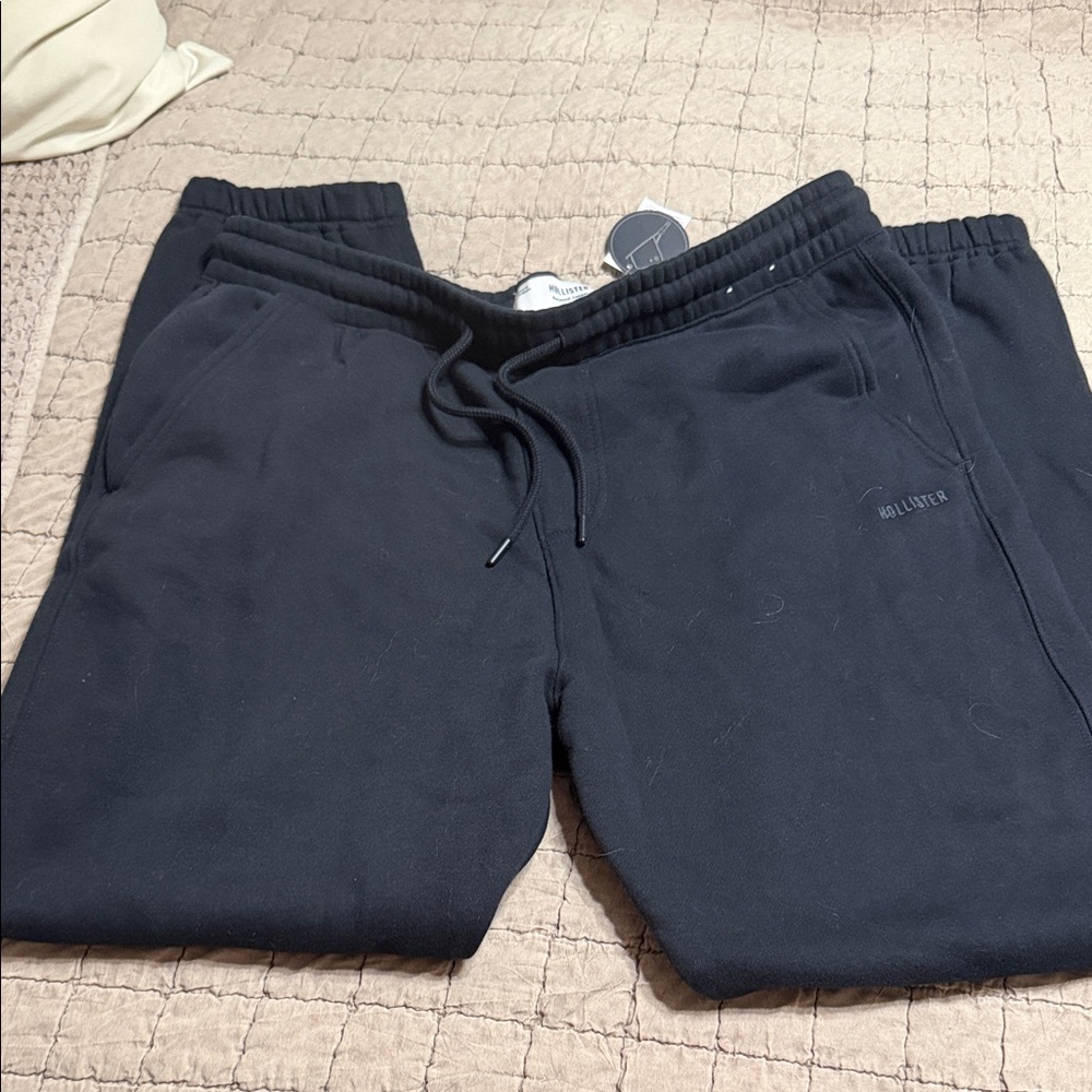 Hollister Men's Black Elastic Waist Jogger Sweatpants